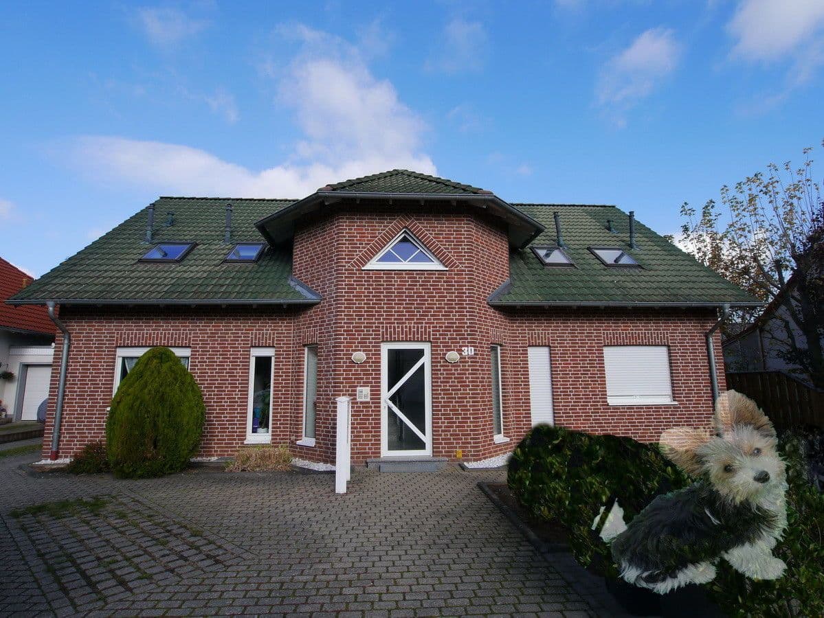 Pronájem bytu 3+1 105 m², Nörvenich, Severní Porýní-Vestfálsko Pronájem bytu 3+1 105 m², Nörvenich, Severní Porýní-Vestfálsko