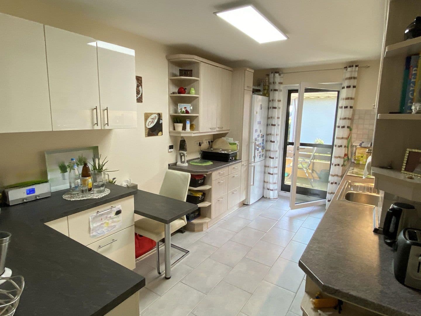 Pronájem bytu 4+1 116 m², Königsbrunn, Bavorsko Pronájem bytu 4+1 116 m², Königsbrunn, Bavorsko