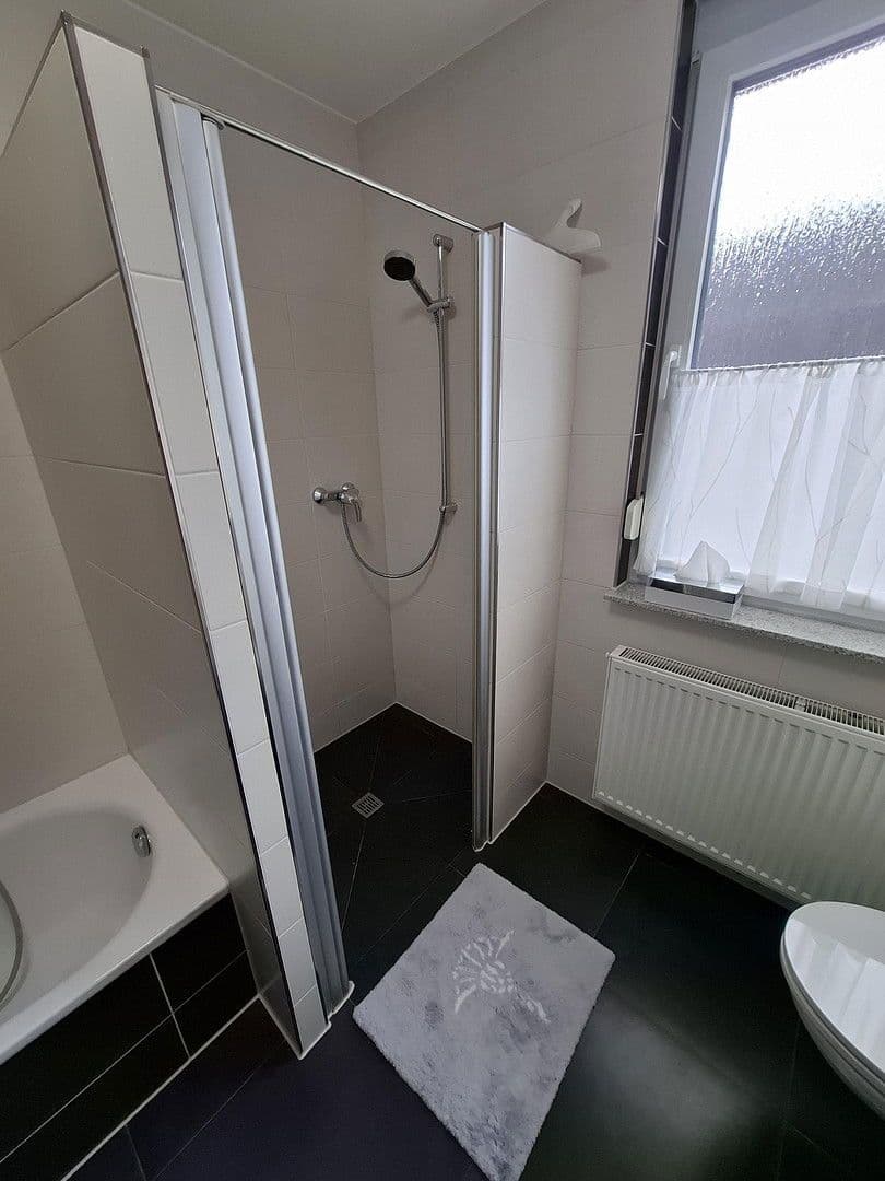 Pronájem bytu 4+1 92 m², Bösinger Straße 28, Haiterbach, Bádensko-Württembersko Pronájem bytu 4+1 92 m², Bösinger Straße 28, Haiterbach, Bádensko-Württembersko