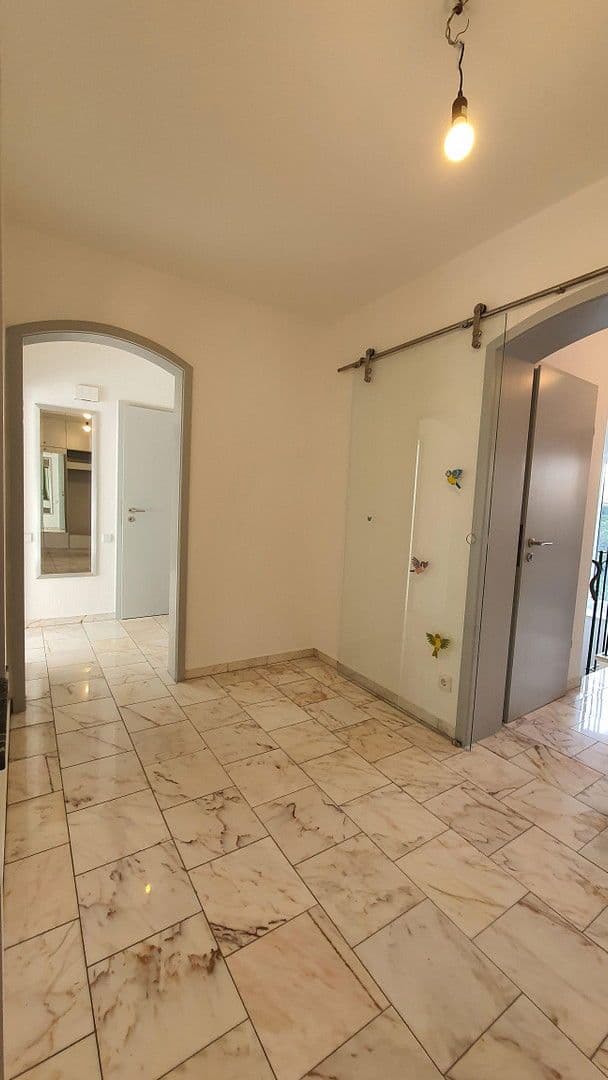 Pronájem bytu 4+kk 130 m², Duisburg, Severní Porýní-Vestfálsko Pronájem bytu 4+kk 130 m², Duisburg, Severní Porýní-Vestfálsko