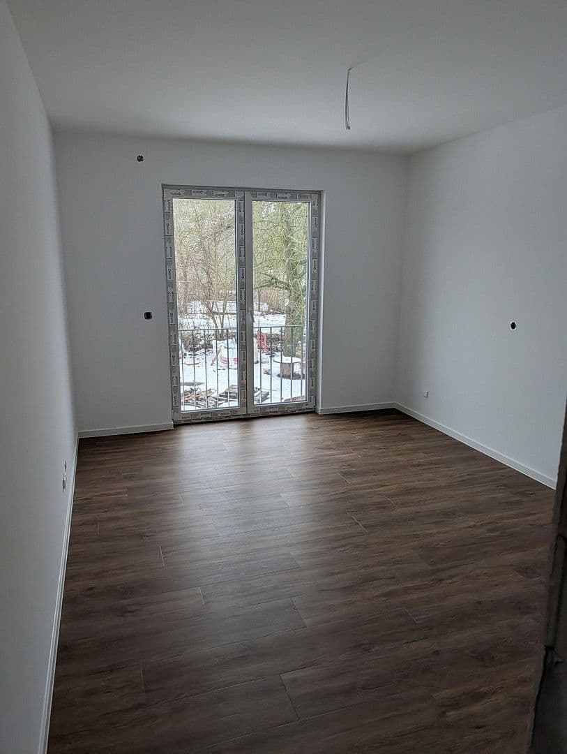 Pronájem bytu 3+1 77 m², Hamburger Allee 51b, Nauen, Braniborsko Pronájem bytu 3+1 77 m², Hamburger Allee 51b, Nauen, Braniborsko