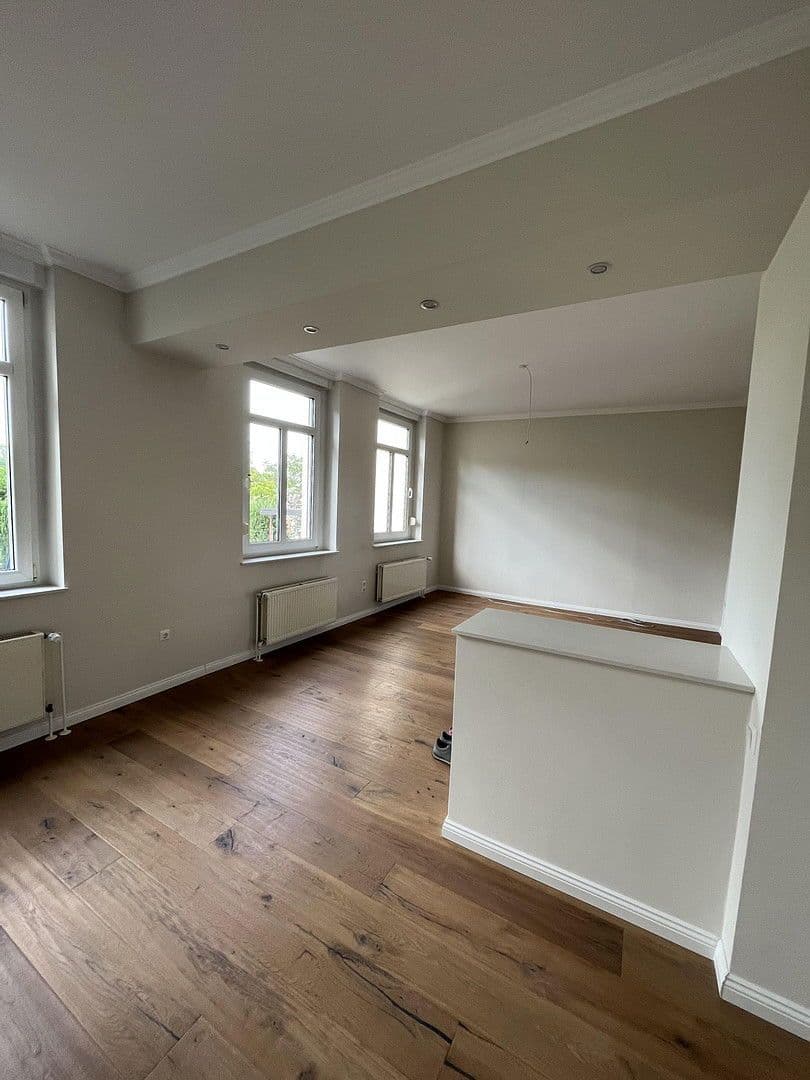 Pronájem bytu 5+kk 150 m², Wupperstr. 101, Solingen, Severní Porýní-Vestfálsko Pronájem bytu 5+kk 150 m², Wupperstr. 101, Solingen, Severní Porýní-Vestfálsko