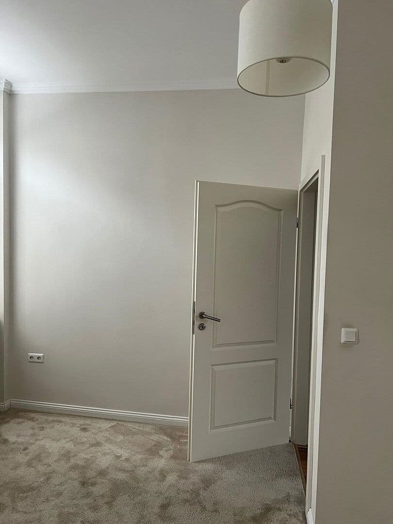 Pronájem bytu 5+kk 150 m², Wupperstr. 101, Solingen, Severní Porýní-Vestfálsko Pronájem bytu 5+kk 150 m², Wupperstr. 101, Solingen, Severní Porýní-Vestfálsko