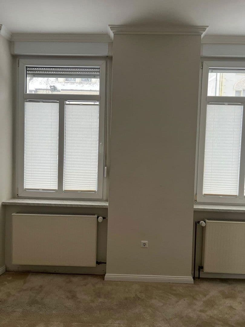 Pronájem bytu 5+kk 150 m², Wupperstr. 101, Solingen, Severní Porýní-Vestfálsko Pronájem bytu 5+kk 150 m², Wupperstr. 101, Solingen, Severní Porýní-Vestfálsko