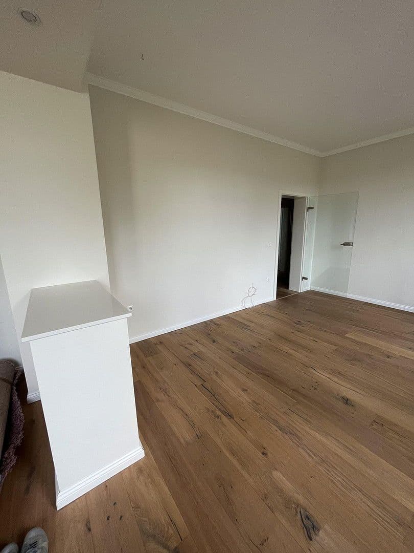 Pronájem bytu 5+kk 150 m², Wupperstr. 101, Solingen, Severní Porýní-Vestfálsko Pronájem bytu 5+kk 150 m², Wupperstr. 101, Solingen, Severní Porýní-Vestfálsko