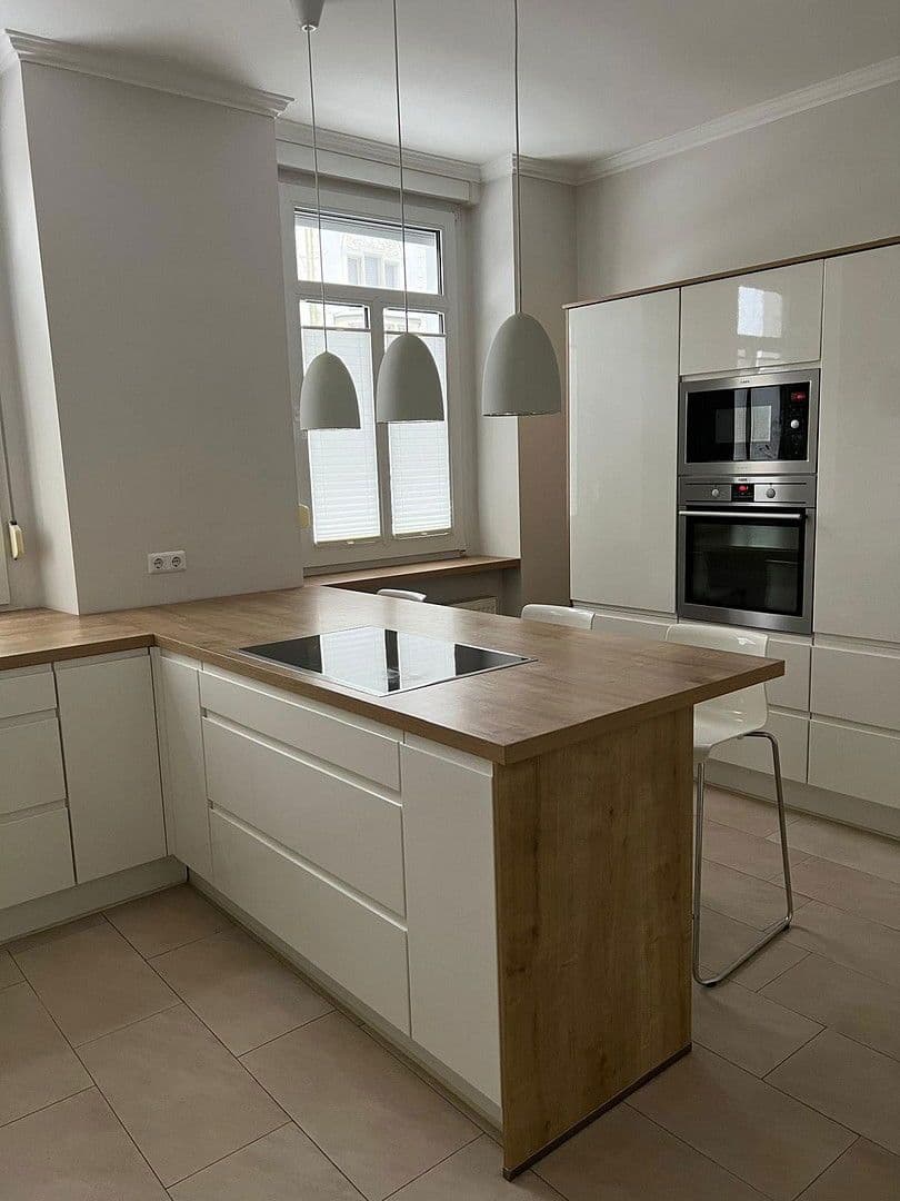 Pronájem bytu 5+kk 150 m², Wupperstr. 101, Solingen, Severní Porýní-Vestfálsko Pronájem bytu 5+kk 150 m², Wupperstr. 101, Solingen, Severní Porýní-Vestfálsko