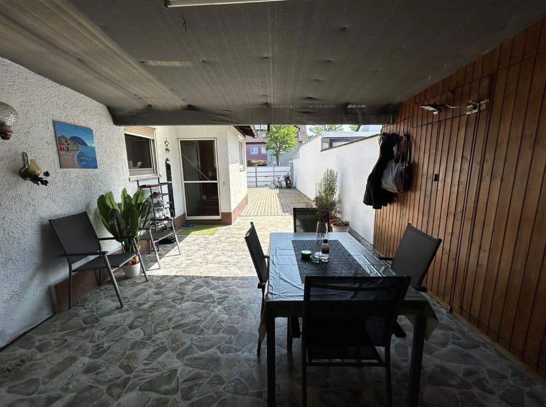 Prodej domu 110 m², pozemek 720 m², Schifferstadt, Porýní-Falc Prodej domu 110 m², pozemek 720 m², Schifferstadt, Porýní-Falc