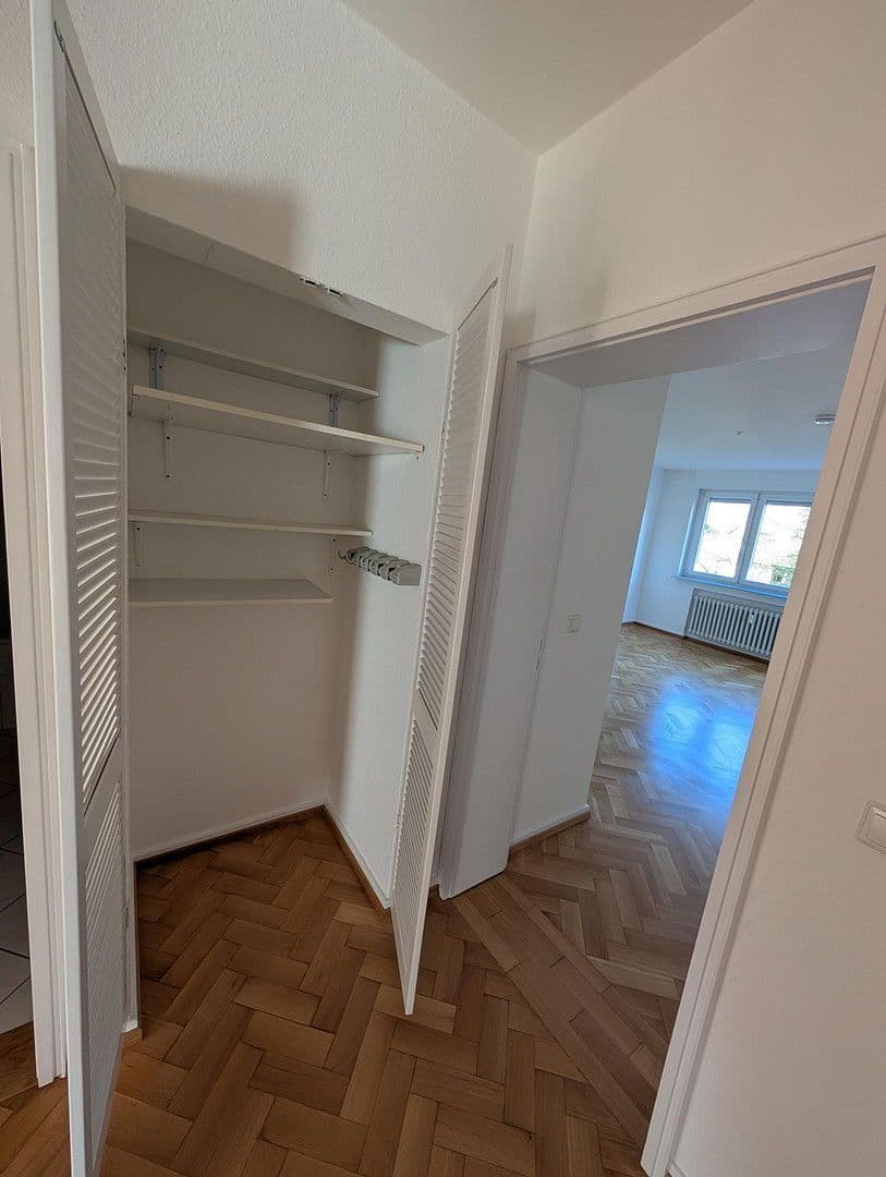 Pronájem bytu 3+1 90 m², Winterhalterstraße 7-9, Baden-Baden, Bádensko-Württembersko Pronájem bytu 3+1 90 m², Winterhalterstraße 7-9, Baden-Baden, Bádensko-Württembersko