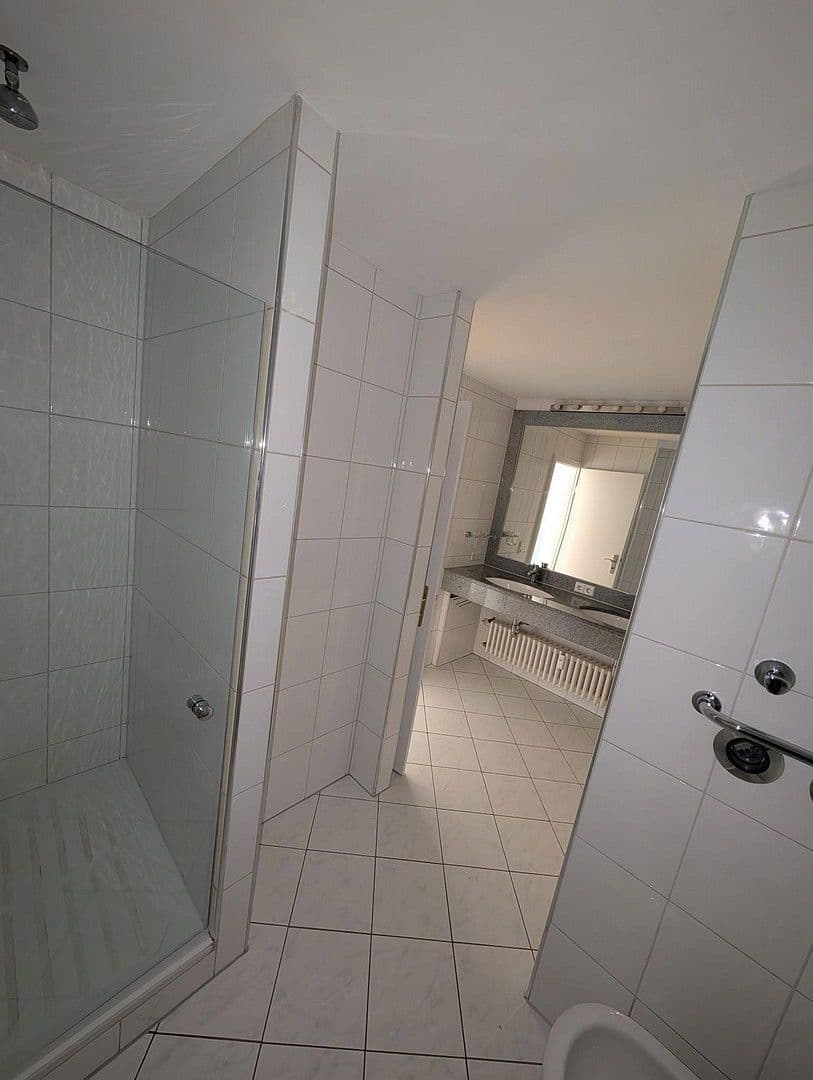 Pronájem bytu 3+1 90 m², Winterhalterstraße 7-9, Baden-Baden, Bádensko-Württembersko Pronájem bytu 3+1 90 m², Winterhalterstraße 7-9, Baden-Baden, Bádensko-Württembersko