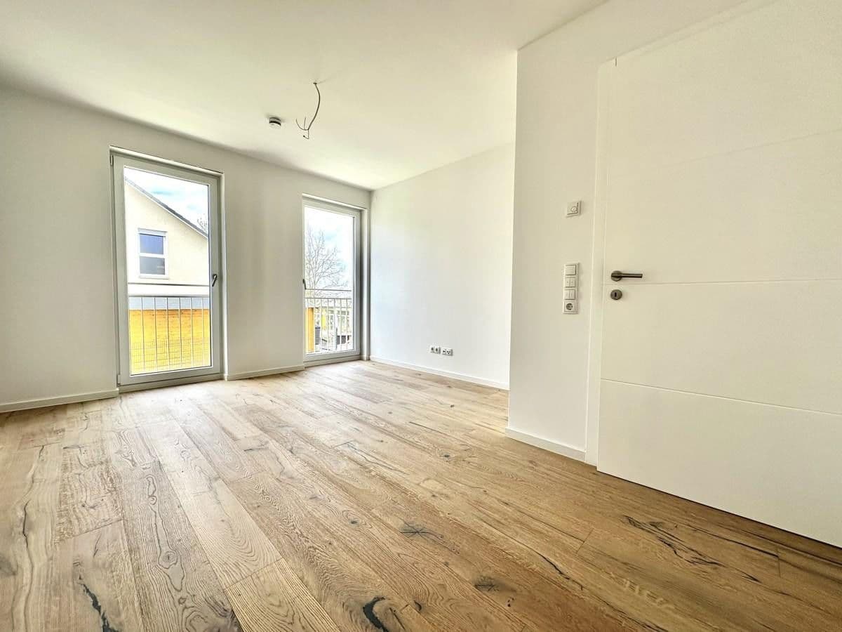 Pronájem bytu 3+1 100 m², Kieselbronn, Bádensko-Württembersko Pronájem bytu 3+1 100 m², Kieselbronn, Bádensko-Württembersko