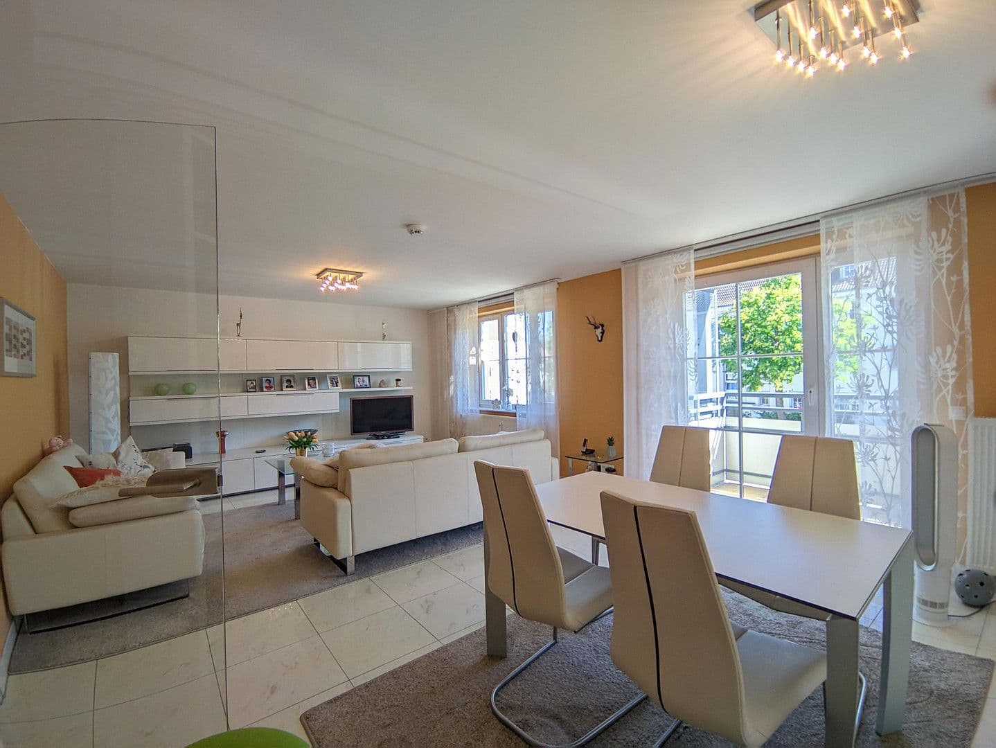 Pronájem bytu 3+1 89 m², Wolfsburg, Dolní Sasko Pronájem bytu 3+1 89 m², Wolfsburg, Dolní Sasko