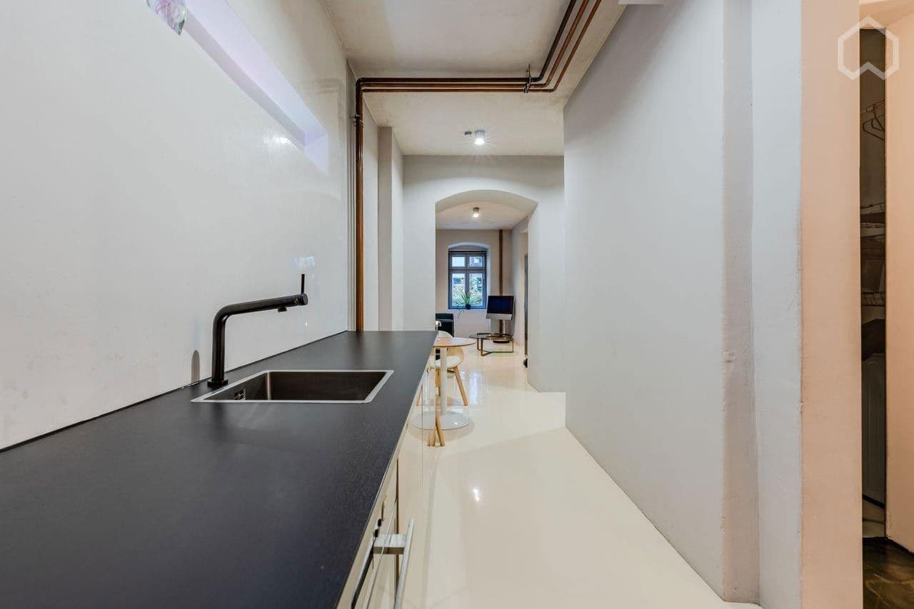 Prodej bytu 2+1 50 m², Strelitzer str. 58, Berlin, Berlín Prodej bytu 2+1 50 m², Strelitzer str. 58, Berlin, Berlín