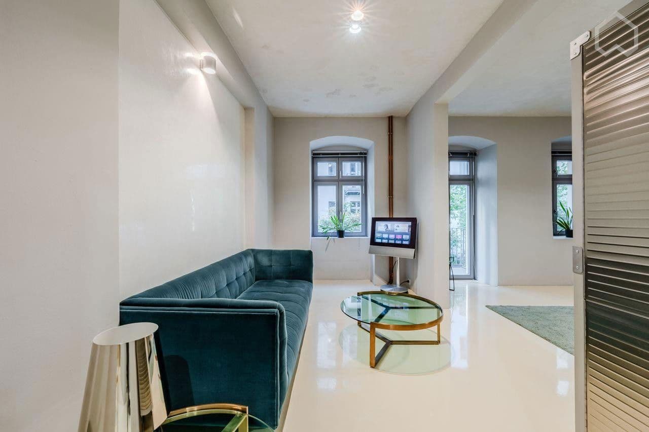 Prodej bytu 2+1 50 m², Strelitzer str. 58, Berlin, Berlín Prodej bytu 2+1 50 m², Strelitzer str. 58, Berlin, Berlín