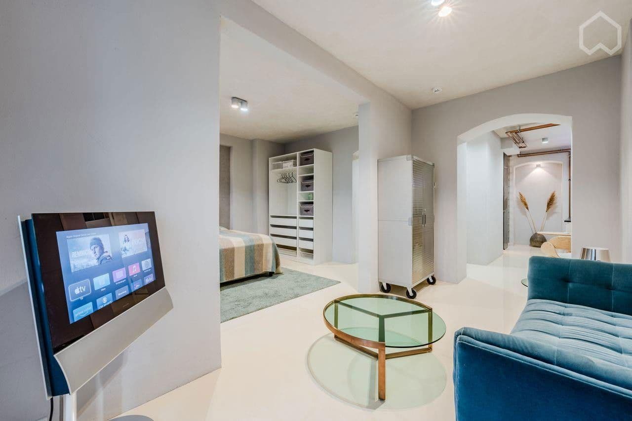 Prodej bytu 2+1 50 m², Strelitzer str. 58, Berlin, Berlín Prodej bytu 2+1 50 m², Strelitzer str. 58, Berlin, Berlín