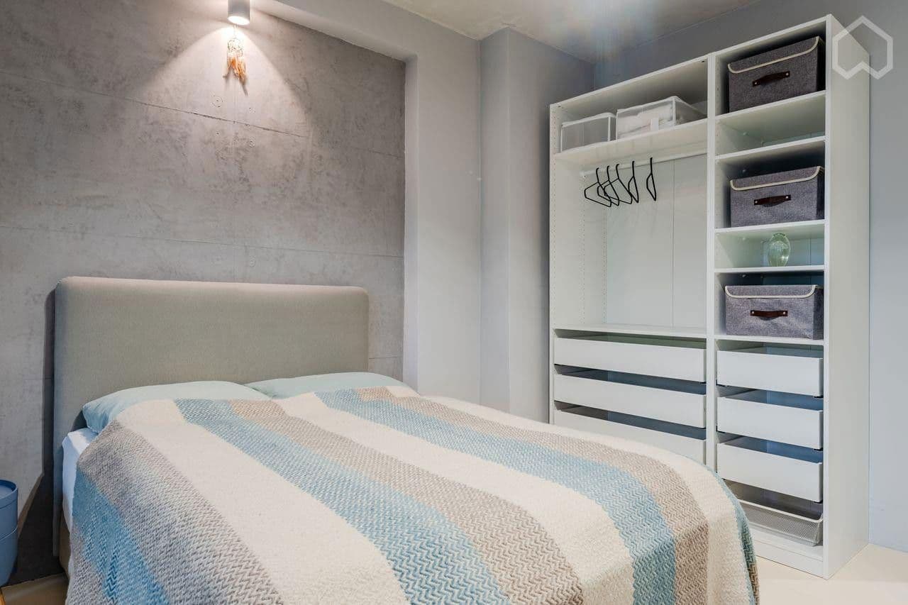 Prodej bytu 2+1 50 m², Strelitzer str. 58, Berlin, Berlín Prodej bytu 2+1 50 m², Strelitzer str. 58, Berlin, Berlín