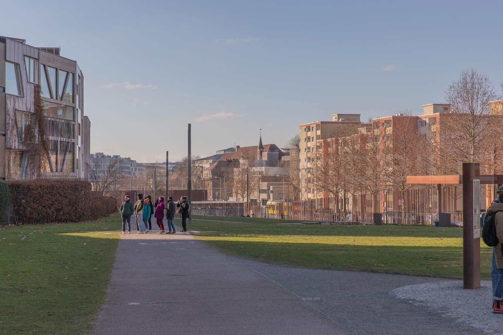 Prodej bytu 2+1 50 m², Strelitzer str. 58, Berlin, Berlín Prodej bytu 2+1 50 m², Strelitzer str. 58, Berlin, Berlín