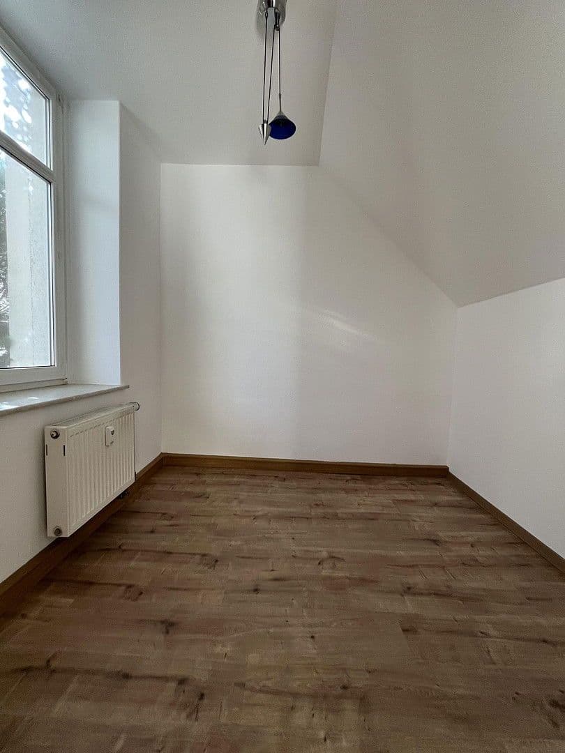 Pronájem bytu 2+1 43 m², Casparistraße 4, Chemnitz, Sasko Pronájem bytu 2+1 43 m², Casparistraße 4, Chemnitz, Sasko