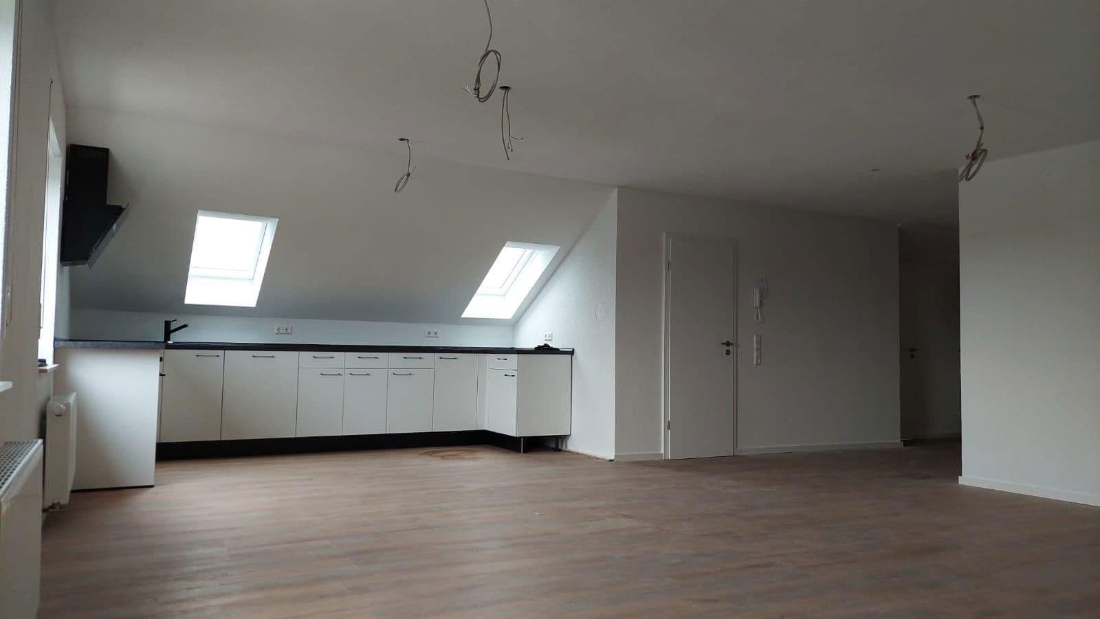 Pronájem bytu 2+1 70 m², Unterschneidheim, Bádensko-Württembersko Pronájem bytu 2+1 70 m², Unterschneidheim, Bádensko-Württembersko