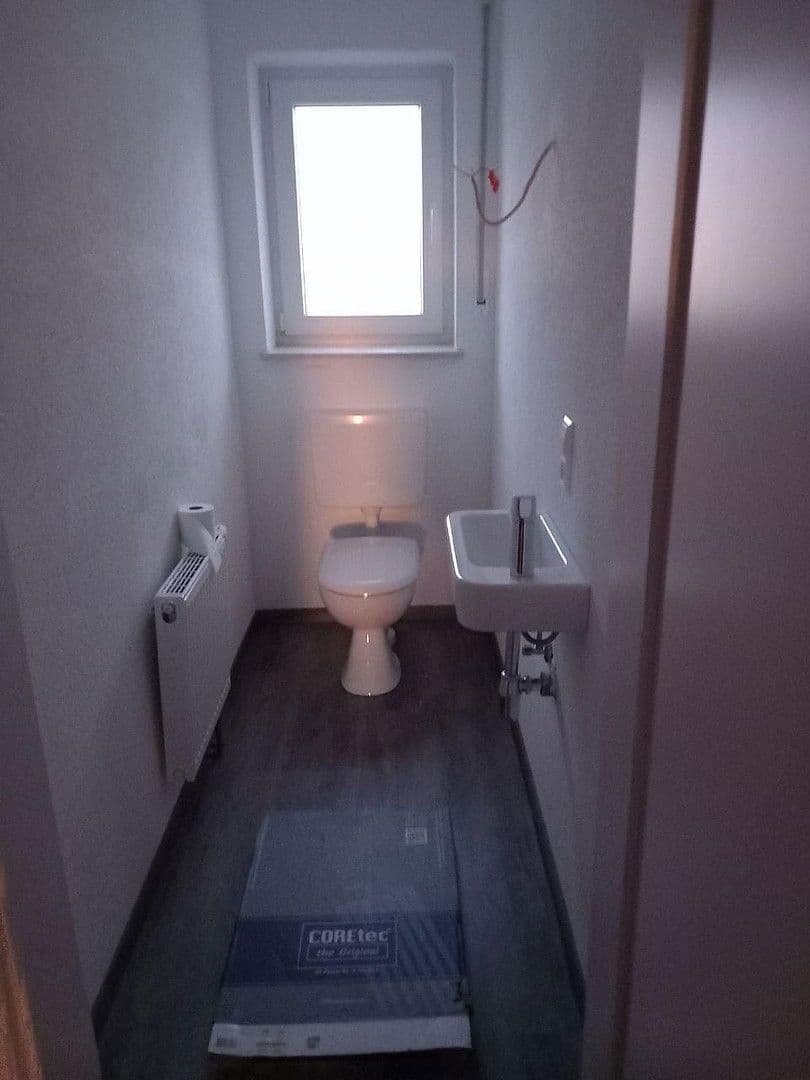 Pronájem bytu 2+1 70 m², Unterschneidheim, Bádensko-Württembersko Pronájem bytu 2+1 70 m², Unterschneidheim, Bádensko-Württembersko