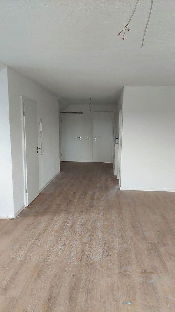 Pronájem bytu 2+1 70 m², Unterschneidheim, Bádensko-Württembersko Pronájem bytu 2+1 70 m², Unterschneidheim, Bádensko-Württembersko