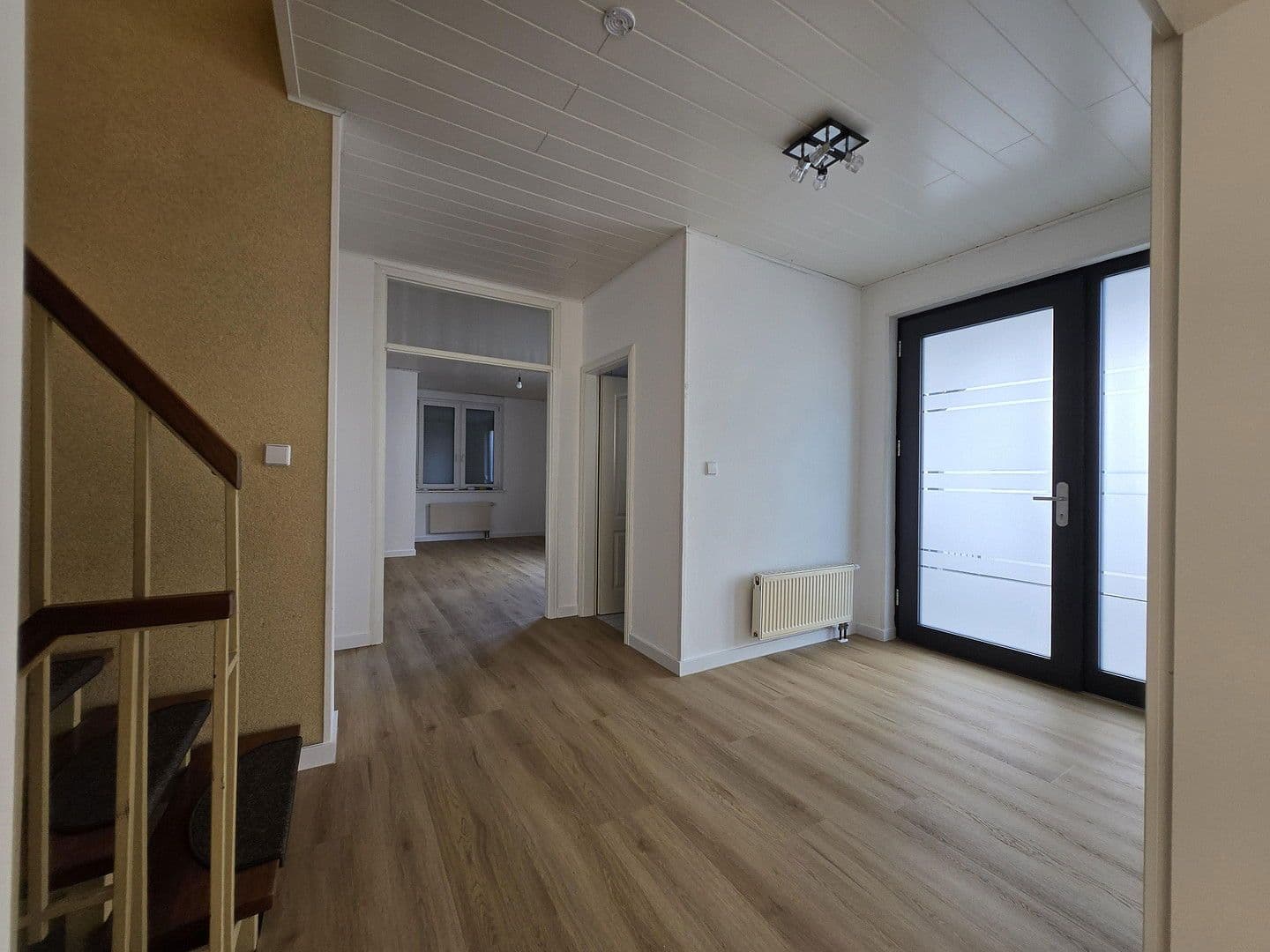 Pronájem domu 184 m², pozemek 222 m², Weinbergstr. 59, Bad Schönborn, Bádensko-Württembersko Pronájem domu 184 m², pozemek 222 m², Weinbergstr. 59, Bad Schönborn, Bádensko-Württembersko