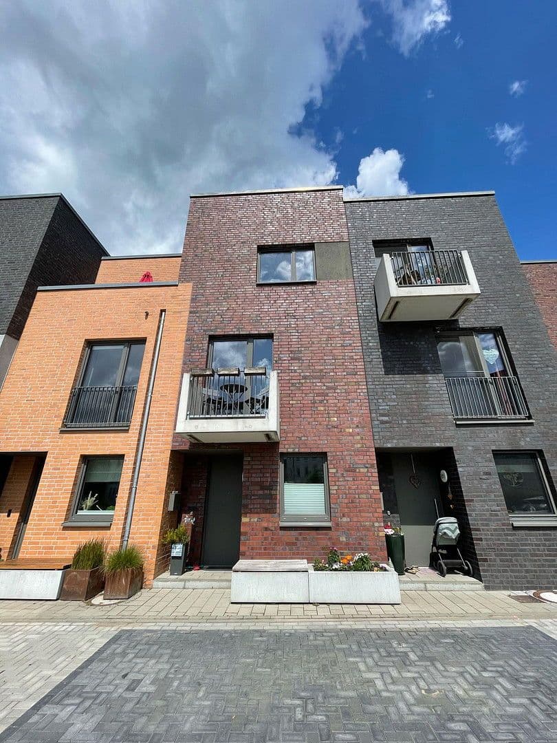 Prodej domu 121 m², pozemek 121 m², Hamburg, Hamburg Prodej domu 121 m², pozemek 121 m², Hamburg, Hamburg