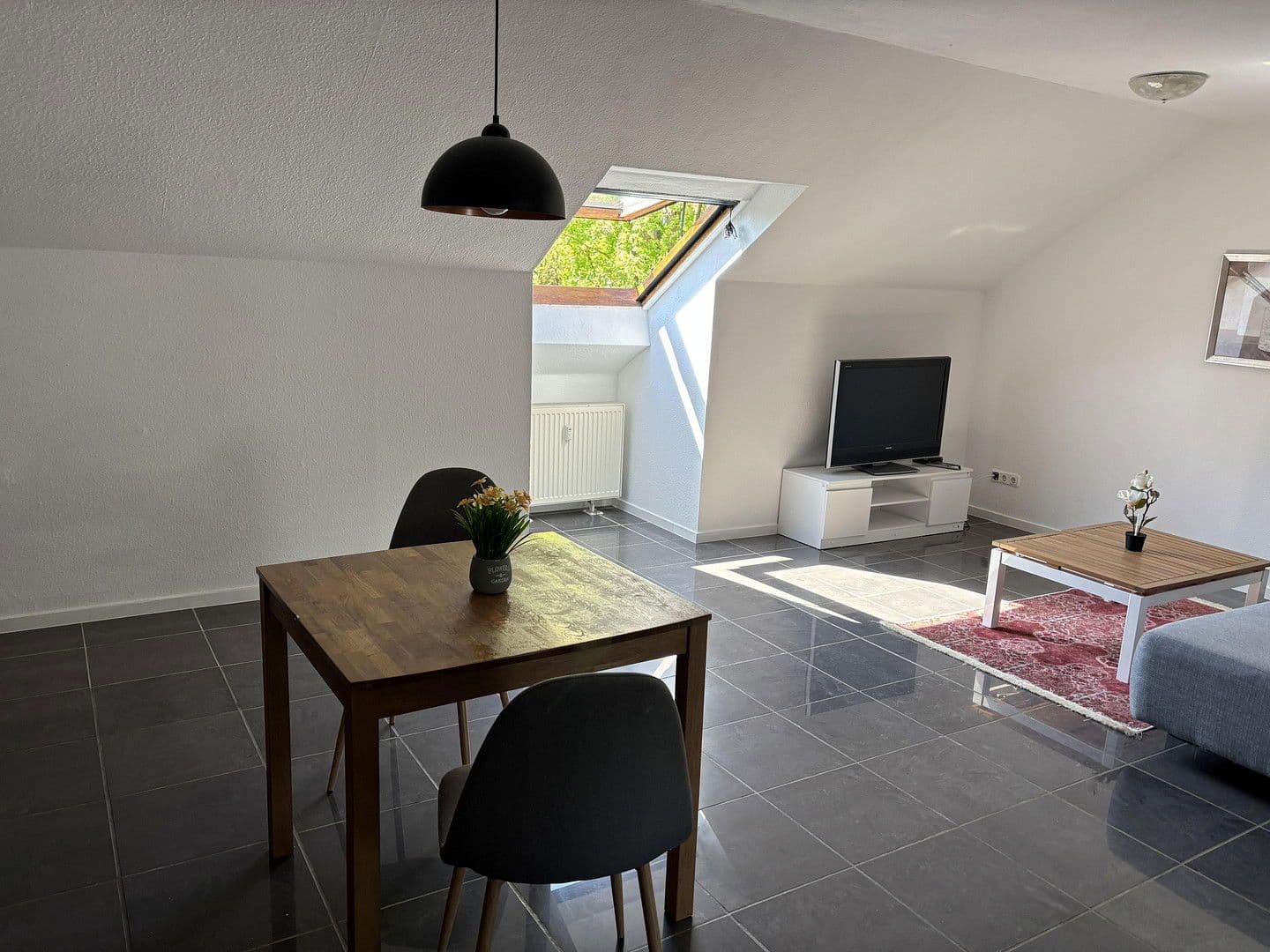 Pronájem bytu 1+1 52 m², Gerbrunn, Bavorsko Pronájem bytu 1+1 52 m², Gerbrunn, Bavorsko