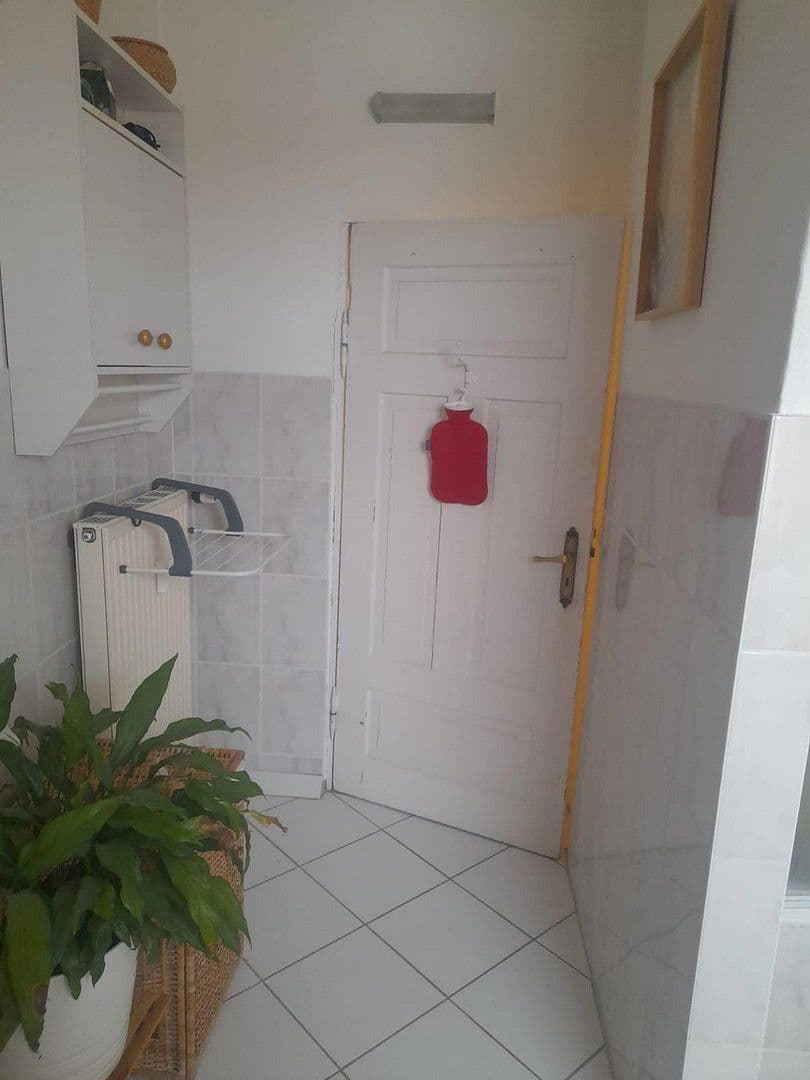 Pronájem bytu 2+1 55 m², Holtenauer Straße 211, Kiel, Šlesvicko-Holštýnsko Pronájem bytu 2+1 55 m², Holtenauer Straße 211, Kiel, Šlesvicko-Holštýnsko