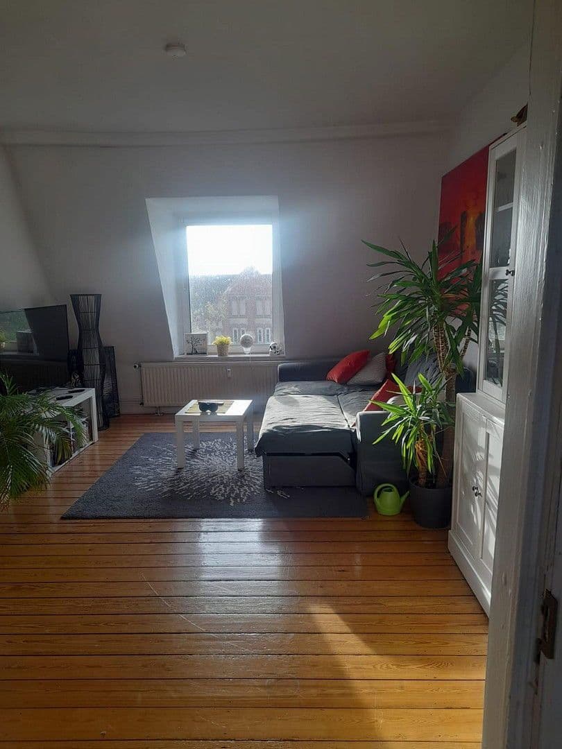 Pronájem bytu 2+1 55 m², Holtenauer Straße 211, Kiel, Šlesvicko-Holštýnsko Pronájem bytu 2+1 55 m², Holtenauer Straße 211, Kiel, Šlesvicko-Holštýnsko