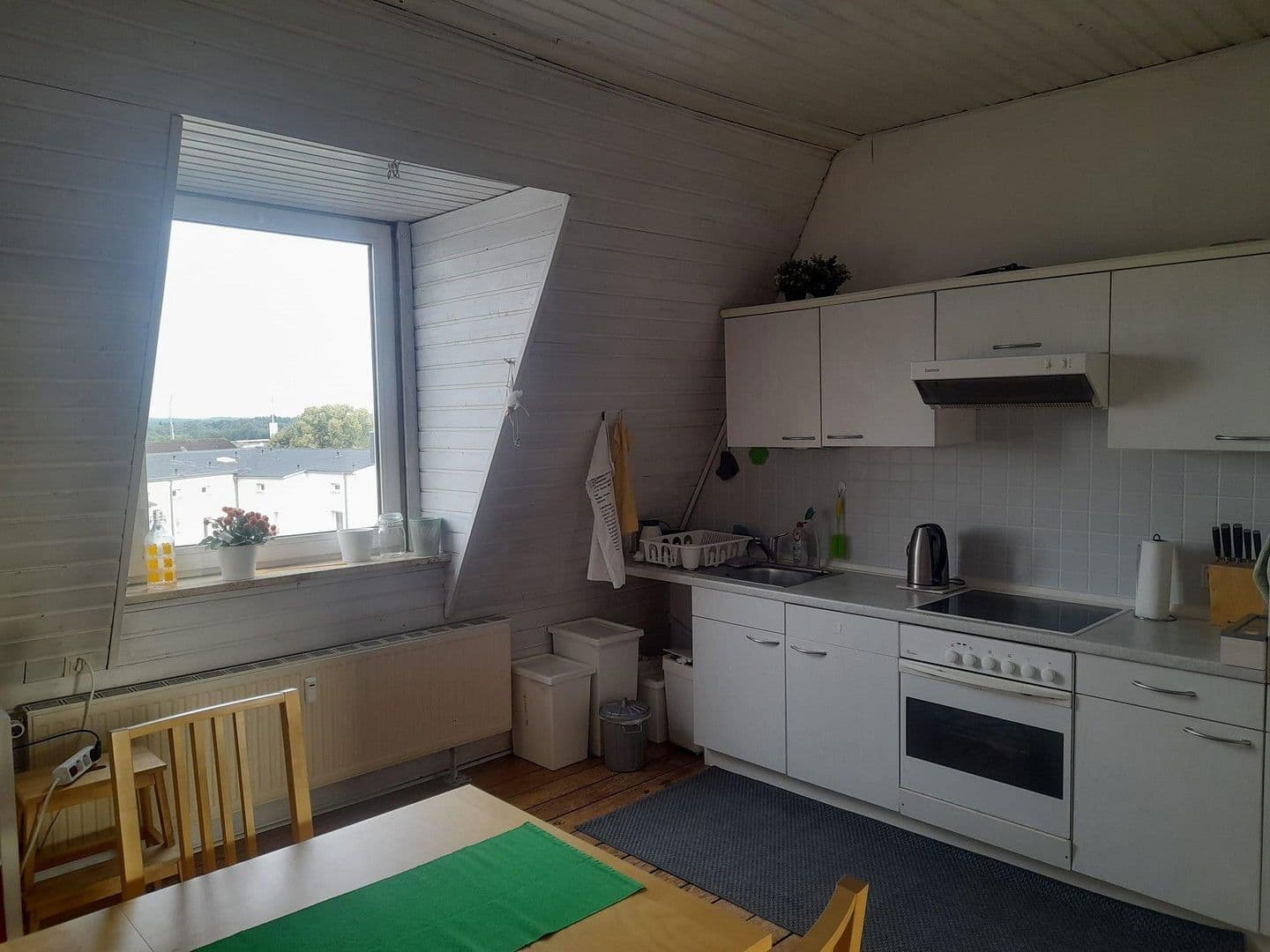 Pronájem bytu 2+1 55 m², Holtenauer Straße 211, Kiel, Šlesvicko-Holštýnsko Pronájem bytu 2+1 55 m², Holtenauer Straße 211, Kiel, Šlesvicko-Holštýnsko