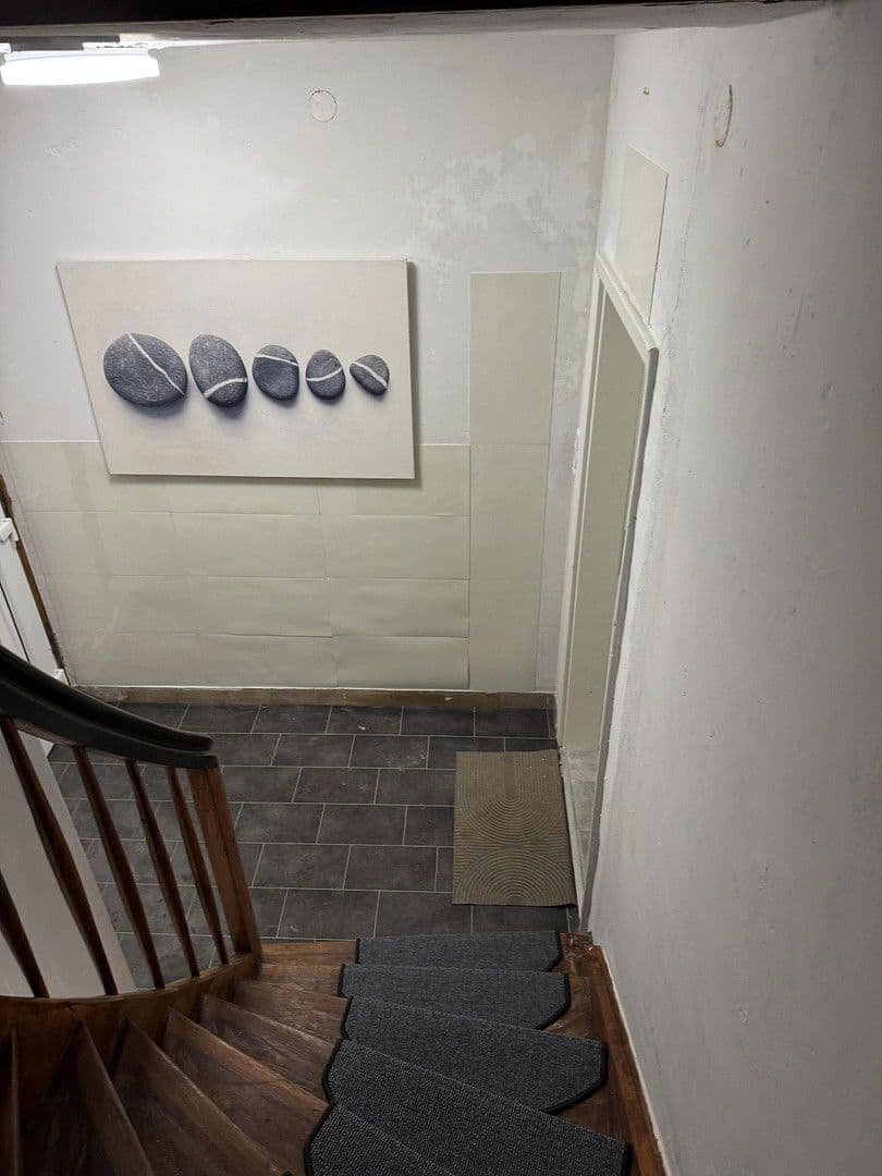 Prodej domu 155 m², pozemek 485 m², Höhbuck 7, Roßtal, Bavorsko Prodej domu 155 m², pozemek 485 m², Höhbuck 7, Roßtal, Bavorsko