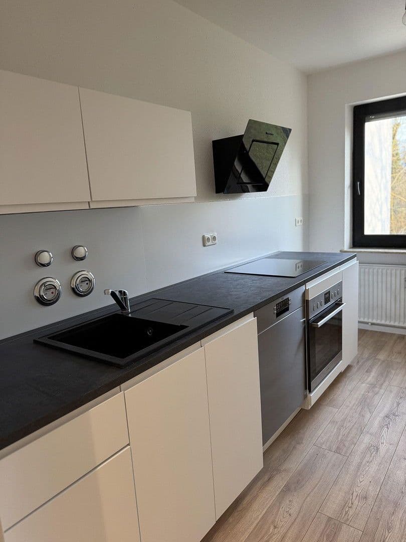 Pronájem bytu 3+1 83 m², Am Sonnfeld 4, Würzburg, Bavorsko Pronájem bytu 3+1 83 m², Am Sonnfeld 4, Würzburg, Bavorsko