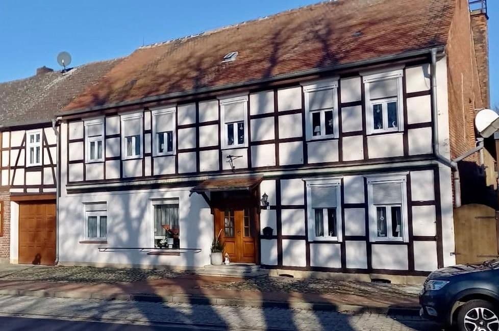 Prodej domu 260 m², pozemek 1.800 m², Lindenplatz 1, Arendsee (Altmark), Sasko-Anhaltsko Prodej domu 260 m², pozemek 1.800 m², Lindenplatz 1, Arendsee (Altmark), Sasko-Anhaltsko