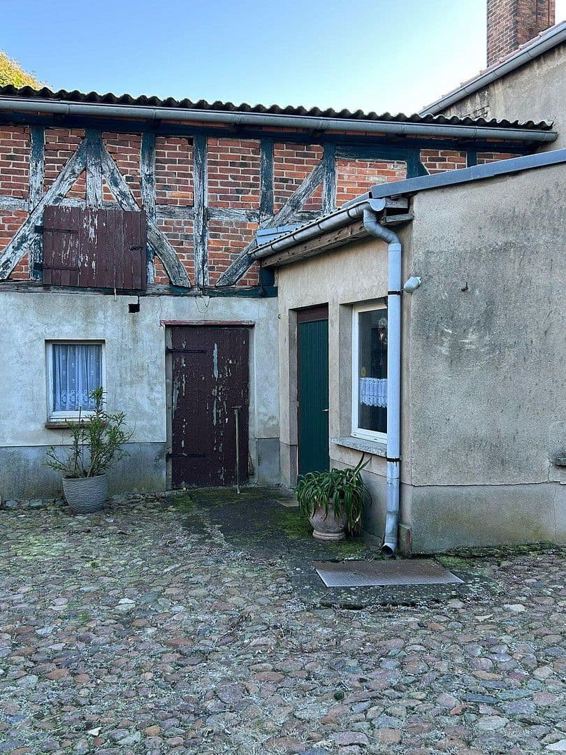 Prodej domu 260 m², pozemek 1.800 m², Lindenplatz 1, Arendsee (Altmark), Sasko-Anhaltsko Prodej domu 260 m², pozemek 1.800 m², Lindenplatz 1, Arendsee (Altmark), Sasko-Anhaltsko