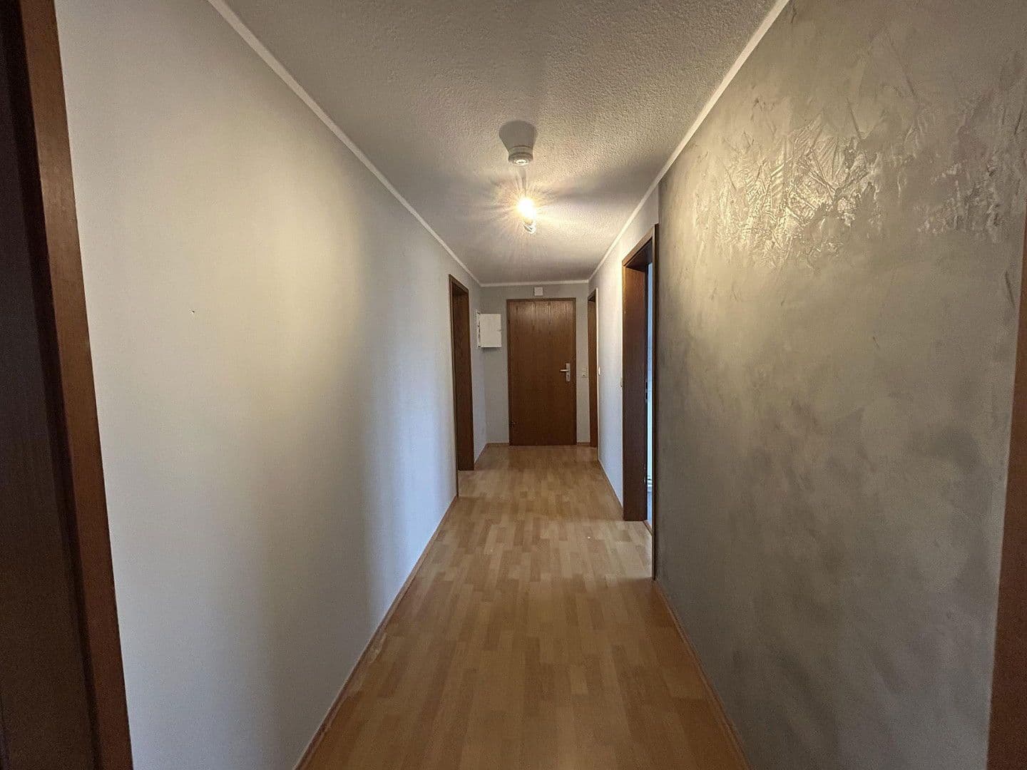 Pronájem bytu 3+1 65 m², Velbert, Severní Porýní-Vestfálsko Pronájem bytu 3+1 65 m², Velbert, Severní Porýní-Vestfálsko