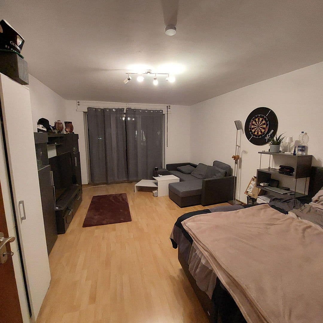 Pronájem bytu 1+1 41 m², Gellertstraße 46, Karlsruhe, Bádensko-Württembersko Pronájem bytu 1+1 41 m², Gellertstraße 46, Karlsruhe, Bádensko-Württembersko