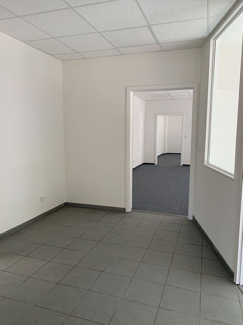 Pronájem kanceláře 210 m², Rapsacker 13c, Lübeck, Šlesvicko-Holštýnsko Pronájem kanceláře 210 m², Rapsacker 13c, Lübeck, Šlesvicko-Holštýnsko