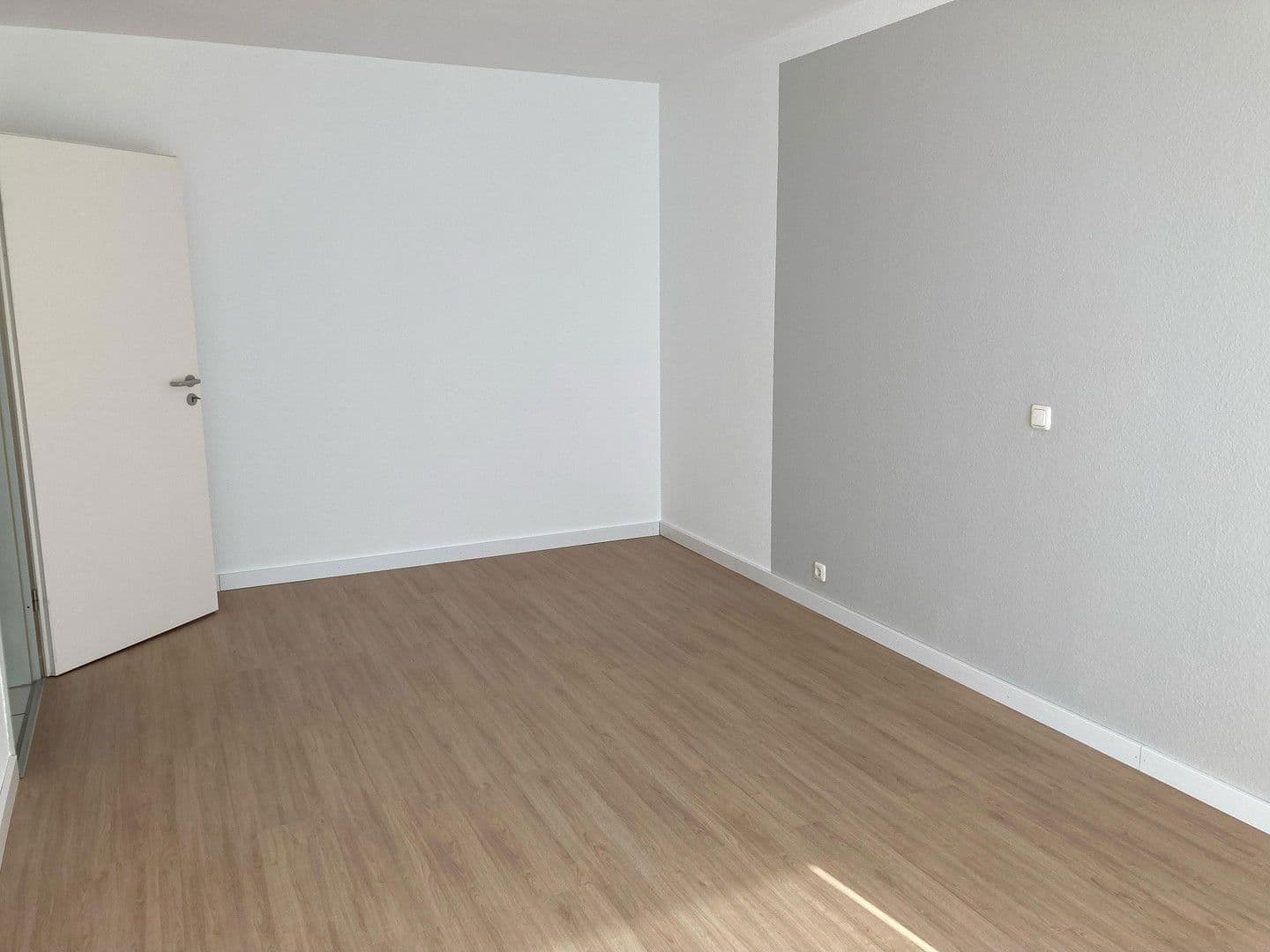 Pronájem bytu 3+1 100 m², Kreuzau, Severní Porýní-Vestfálsko Pronájem bytu 3+1 100 m², Kreuzau, Severní Porýní-Vestfálsko