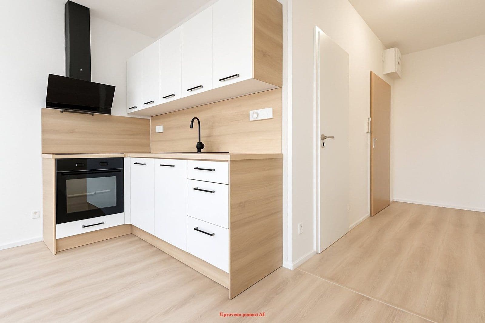 Pronájem nebytového prostoru 33 m², nám. Republiky, Havířov, Moravskoslezský kraj Pronájem nebytového prostoru 33 m², nám. Republiky, Havířov, Moravskoslezský kraj