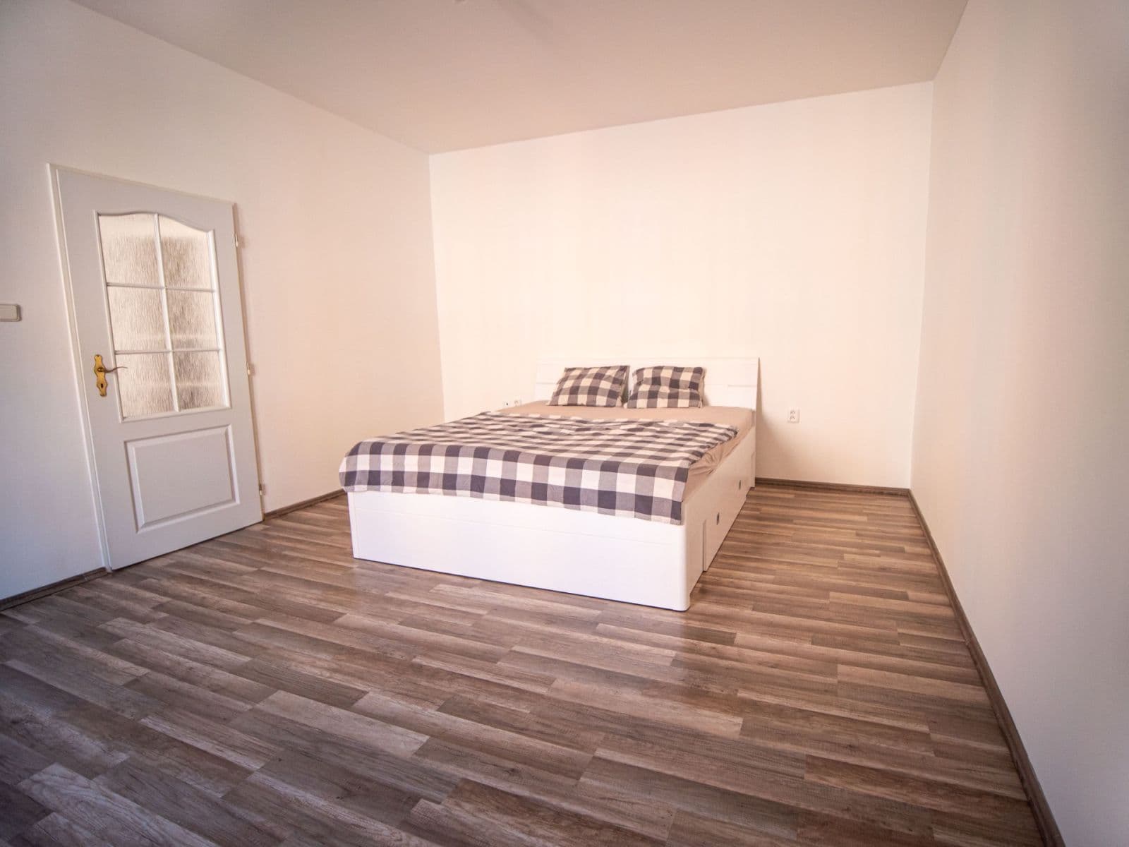 Pronájem bytu 2+kk 44 m², Cejl, Brno, Jihomoravský kraj Pronájem bytu 2+kk 44 m², Cejl, Brno, Jihomoravský kraj