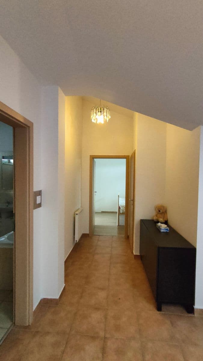 Prodej bytu 2+kk 85 m², V Zahradách, Beroun, Středočeský kraj Prodej bytu 2+kk 85 m², V Zahradách, Beroun, Středočeský kraj