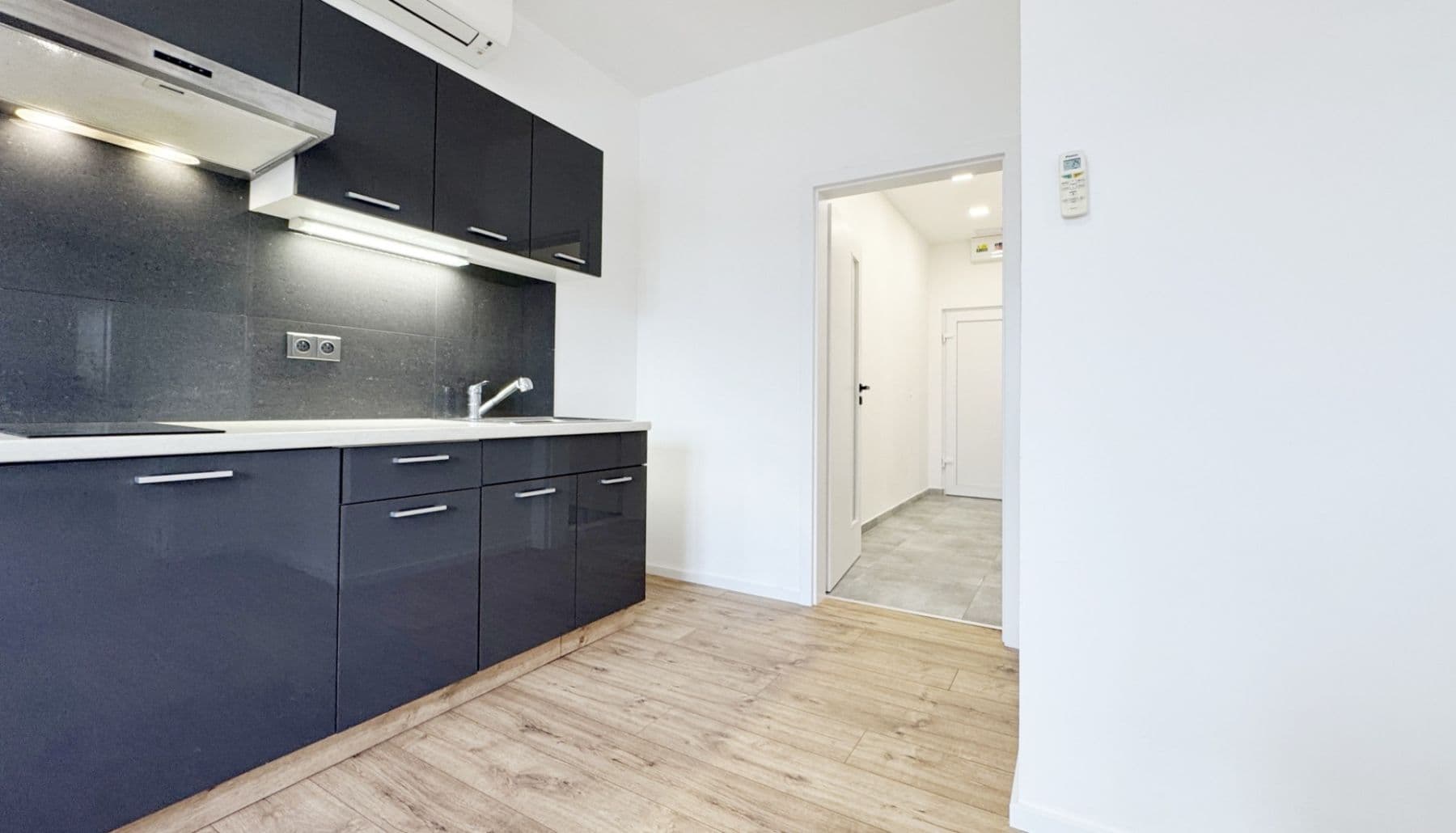 Pronájem bytu 3+kk 64 m², Nad Vápenkami, Kladno, Středočeský kraj Pronájem bytu 3+kk 64 m², Nad Vápenkami, Kladno, Středočeský kraj