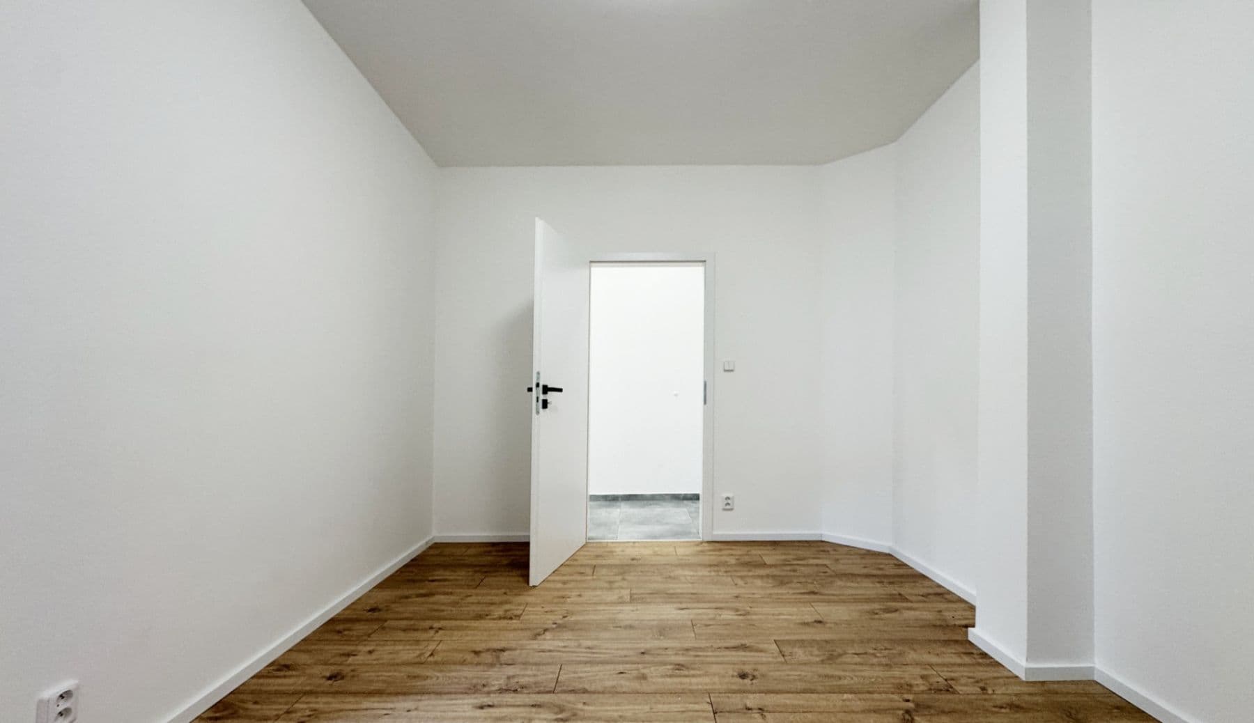 Pronájem bytu 3+kk 64 m², Nad Vápenkami, Kladno, Středočeský kraj Pronájem bytu 3+kk 64 m², Nad Vápenkami, Kladno, Středočeský kraj