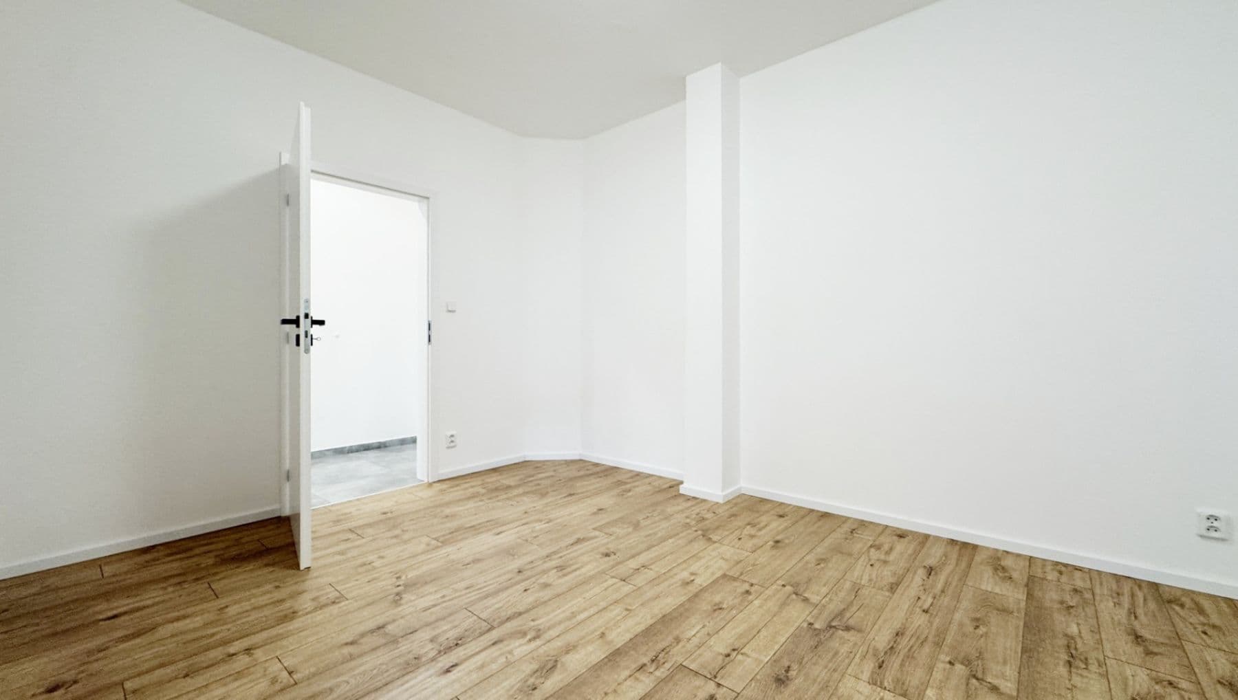 Pronájem bytu 3+kk 64 m², Nad Vápenkami, Kladno, Středočeský kraj Pronájem bytu 3+kk 64 m², Nad Vápenkami, Kladno, Středočeský kraj