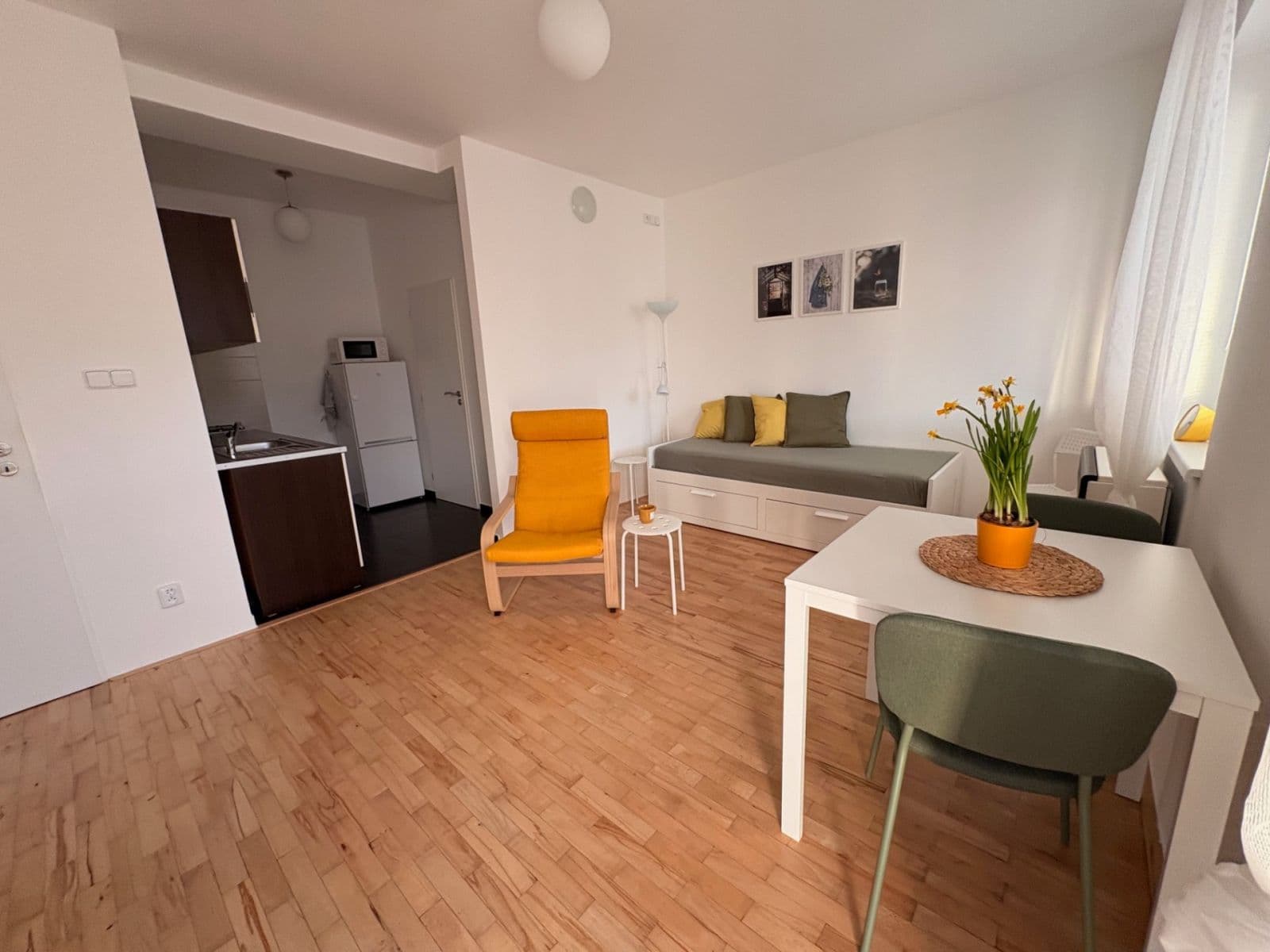 Pronájem bytu 1+kk 40 m², Kloboučnická, Praha, Praha Pronájem bytu 1+kk 40 m², Kloboučnická, Praha, Praha