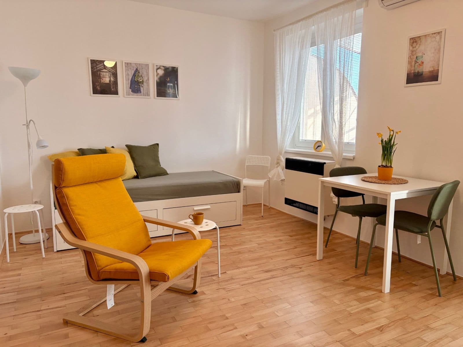 Pronájem bytu 1+kk 40 m², Kloboučnická, Praha, Praha Pronájem bytu 1+kk 40 m², Kloboučnická, Praha, Praha