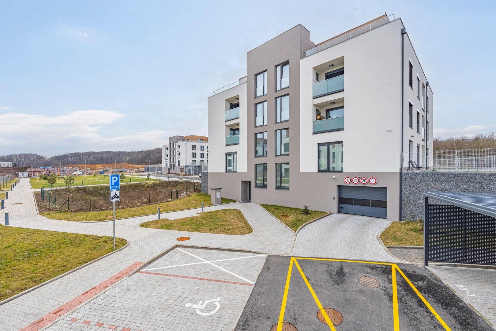 Pronájem bytu 2+kk 42 m², Pekařova, Praha, Praha Pronájem bytu 2+kk 42 m², Pekařova, Praha, Praha