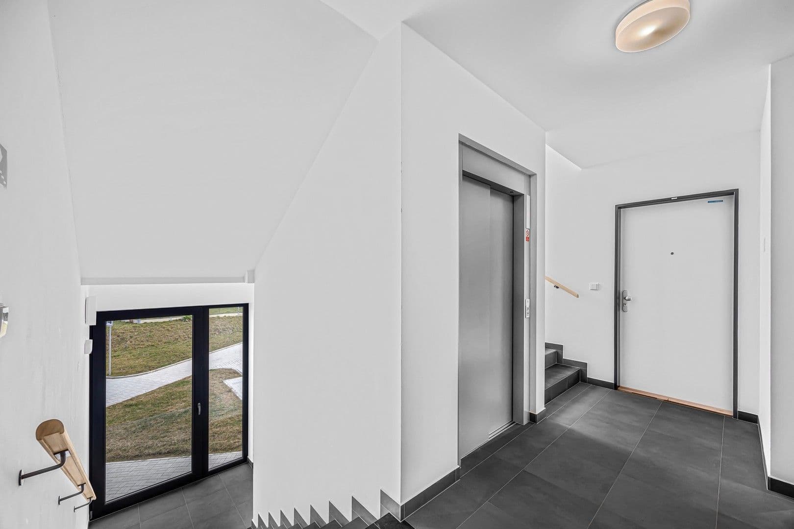 Pronájem bytu 2+kk 42 m², Pekařova, Praha, Praha Pronájem bytu 2+kk 42 m², Pekařova, Praha, Praha