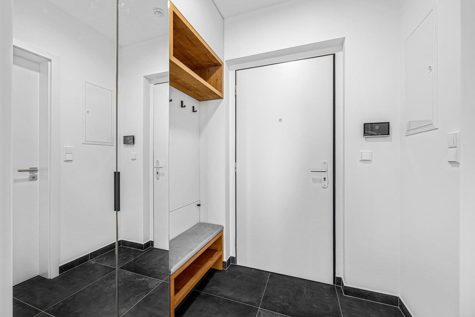 Pronájem bytu 2+kk 42 m², Pekařova, Praha, Praha Pronájem bytu 2+kk 42 m², Pekařova, Praha, Praha