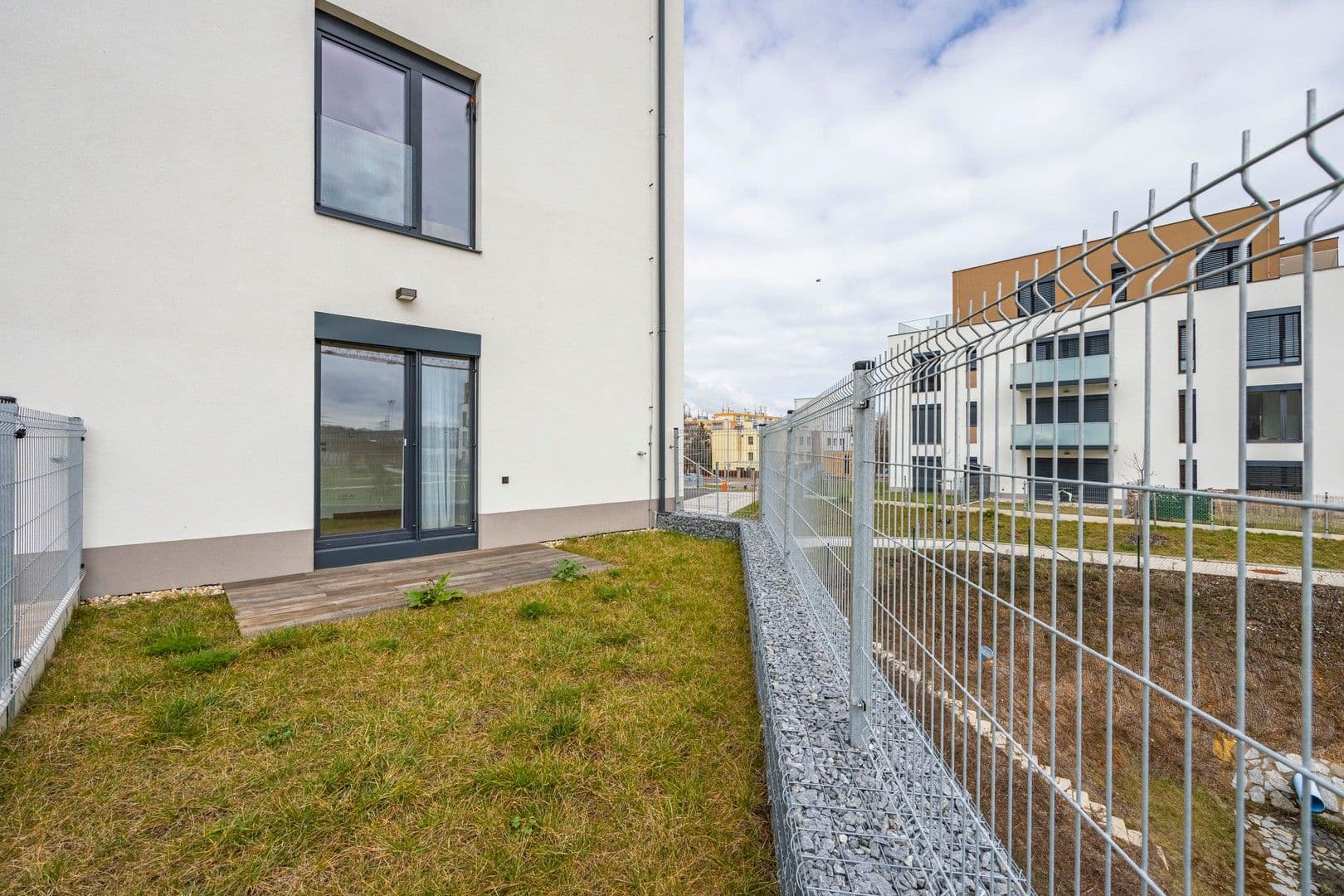 Pronájem bytu 2+kk 42 m², Pekařova, Praha, Praha Pronájem bytu 2+kk 42 m², Pekařova, Praha, Praha